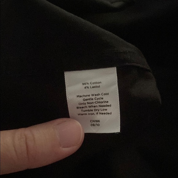 Talbots Black Sleeveless Button Down Shirt - Picture 5 of 5